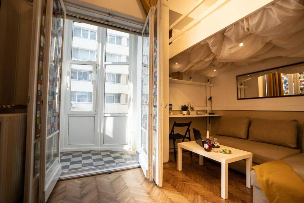 Cozy Studio Near Cismigiu Park Apartment Bucharest Luaran gambar
