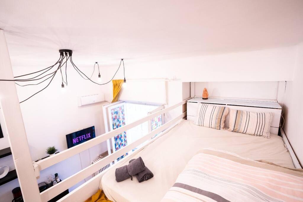 Cozy Studio Near Cismigiu Park Apartment Bucharest Luaran gambar