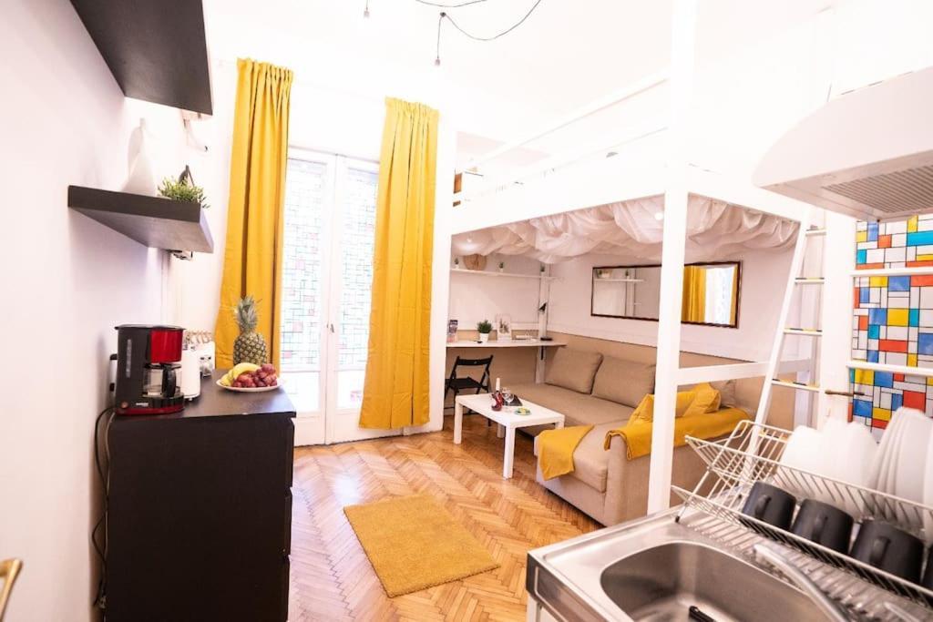 Cozy Studio Near Cismigiu Park Apartment Bucharest Luaran gambar